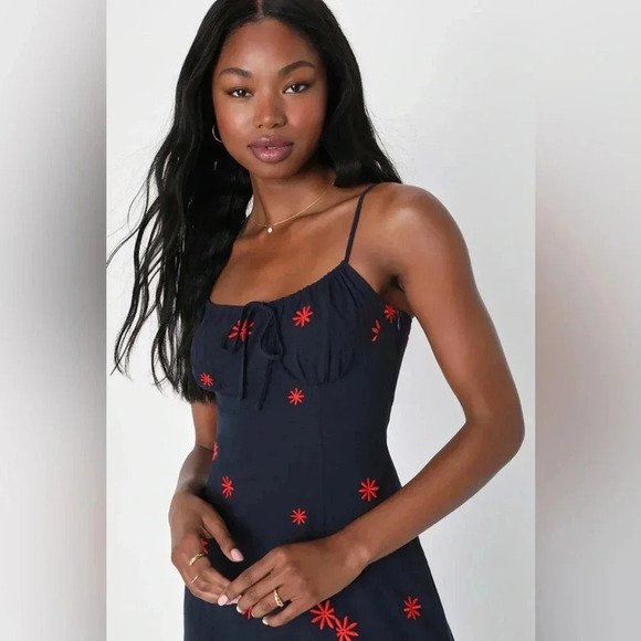 Lulus Adorable Dream Navy Blue Embroidered Empire Waist Midi Dress Floral sz M - Picture 2 of 13
